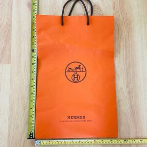 Hermes Paper Shopping Bag - medium (17" x 11" x 4") [C]